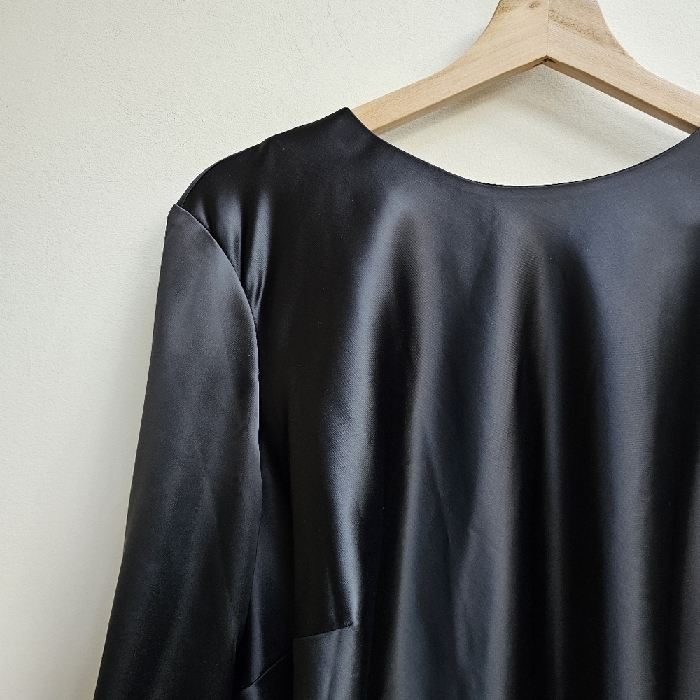 Universal Standard Black Satin Shirt with Zipper Back Detail, Size Medium - Picture 6 of 8